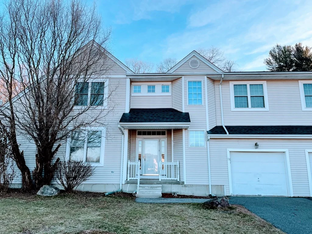 2 bed, 2 bath apartment for rent at 73 O'donnell Unit 73, Shrewsbury — photo 1 of 38