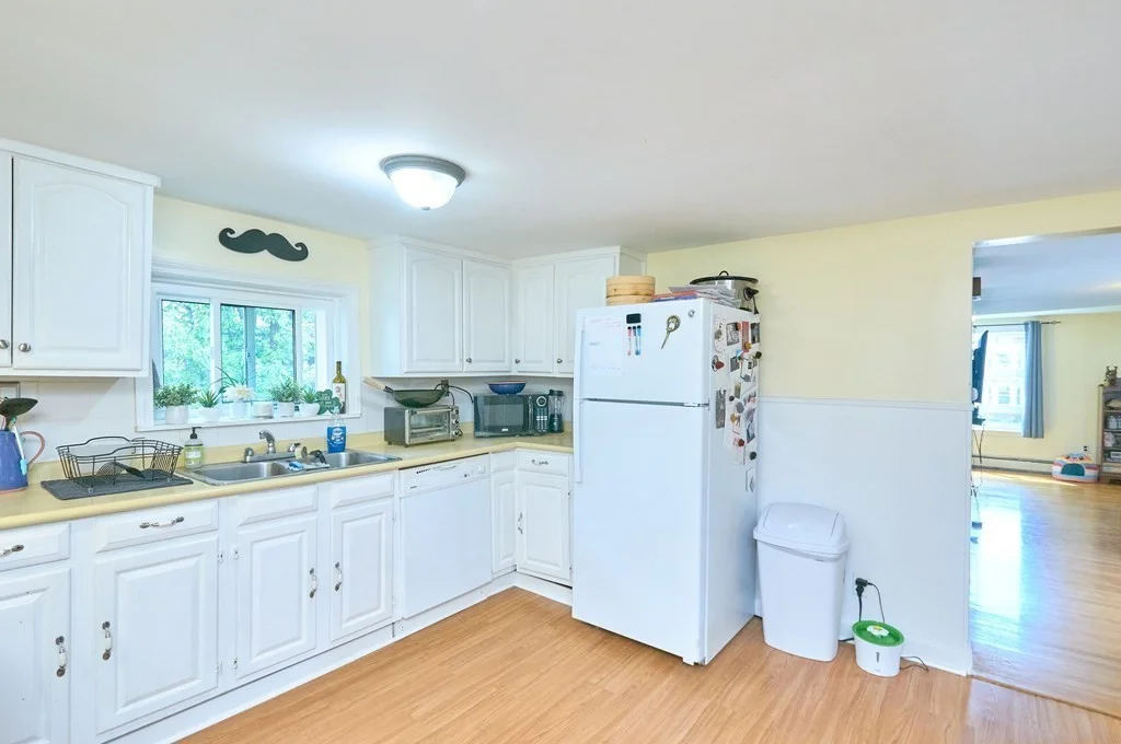 2 bed, 1 bath apartment for rent at 73 Oak St Unit 2, Inman Square — photo 2 of 11