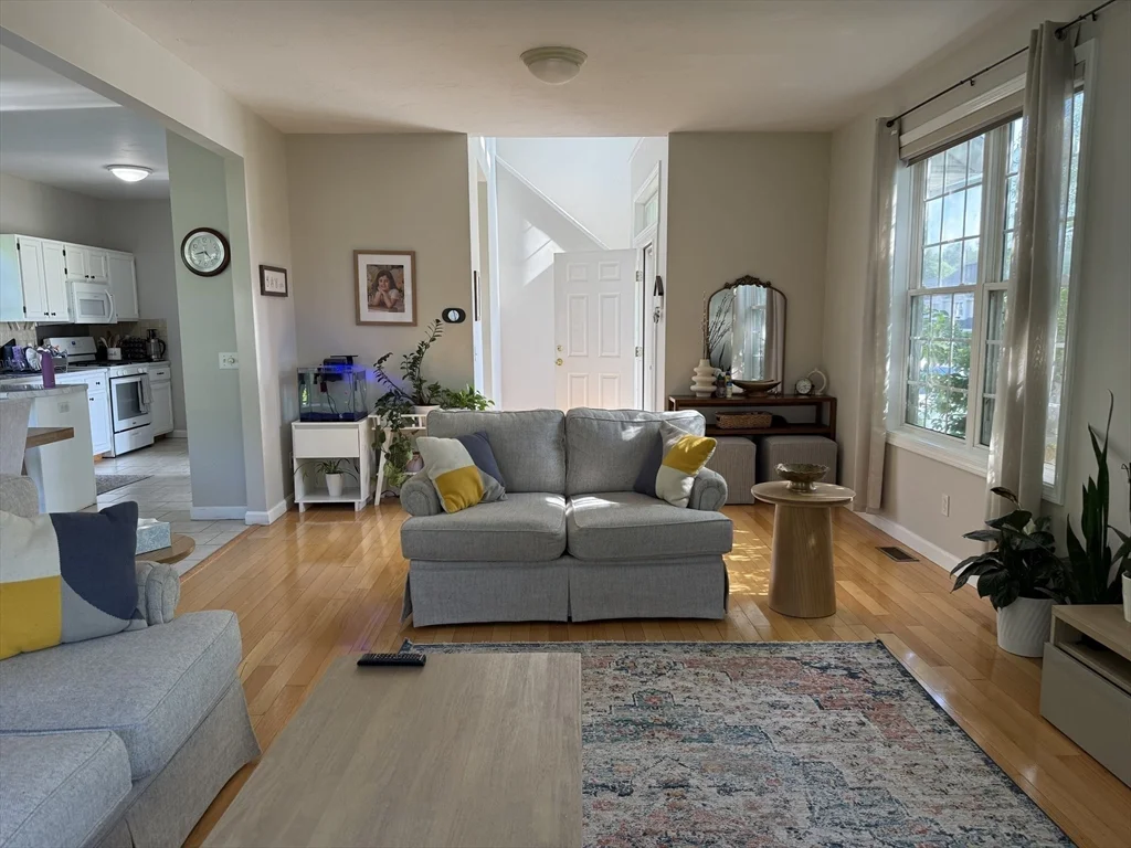 2 bed, 2 bath apartment for rent at 73 Odonnell Ave Unit 73, Shrewsbury — photo 9 of 31