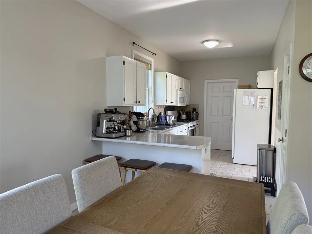 2 bed, 2 bath apartment for rent at 73 Odonnell Ave Unit 73, Shrewsbury — photo 6 of 31