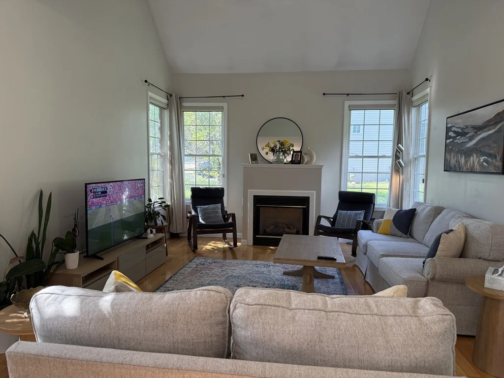 2 bed, 2 bath apartment for rent at 73 Odonnell Ave Unit 73, Shrewsbury — photo 7 of 31