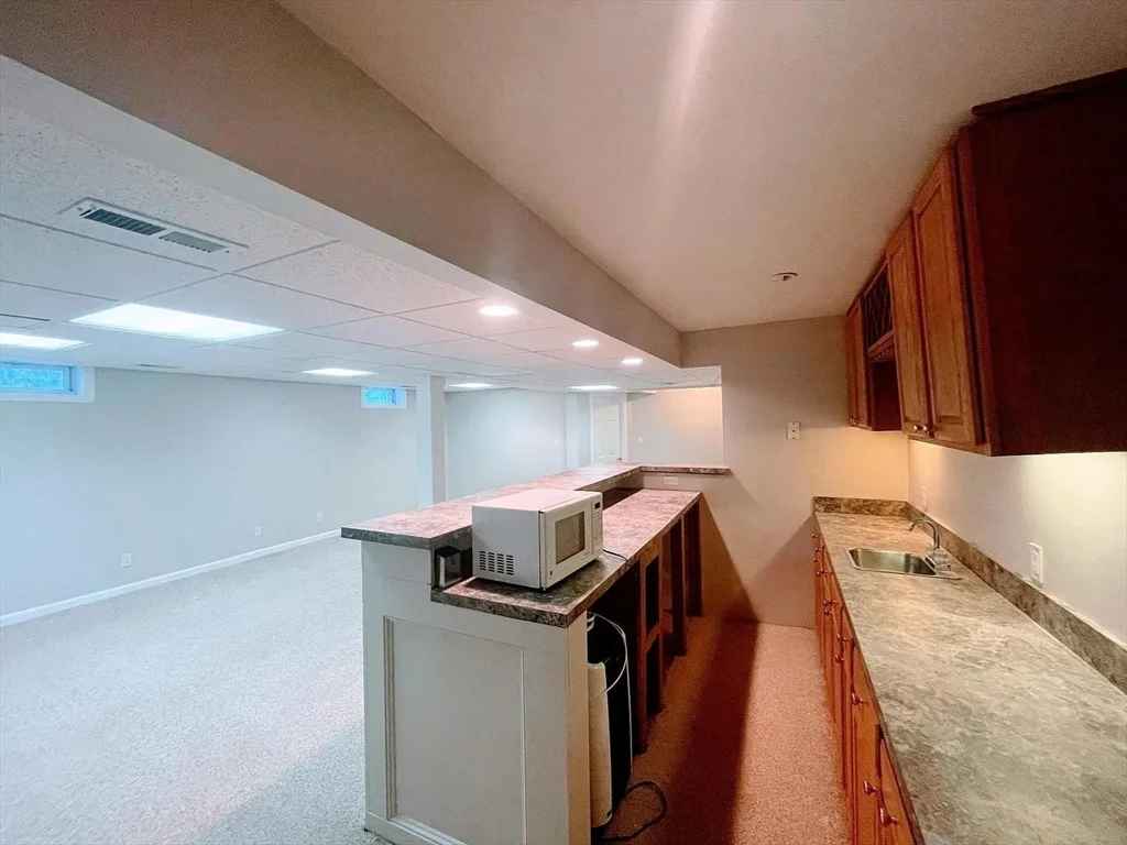 2 bed, 2 bath apartment for rent at 73 Odonnell Ave Unit 73, Shrewsbury — photo 26 of 31