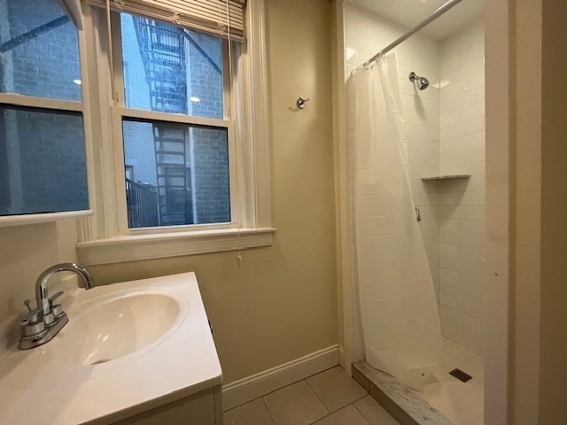 2 bed, 1 bath apartment for rent at 73 Park Dr Unit 11, Fenway — photo 7 of 8