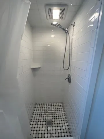 2 bed, 1 bath apartment for rent at 73 Park Dr Unit 15, Fenway — photo 7 of 9