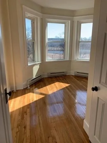 2 bed, 1 bath apartment for rent at 73 Park Dr Unit 15, Fenway — photo 3 of 9