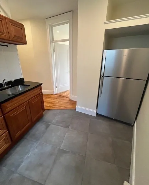 2 bed, 1 bath apartment for rent at 73 Park Dr Unit 15, Fenway — photo 9 of 9
