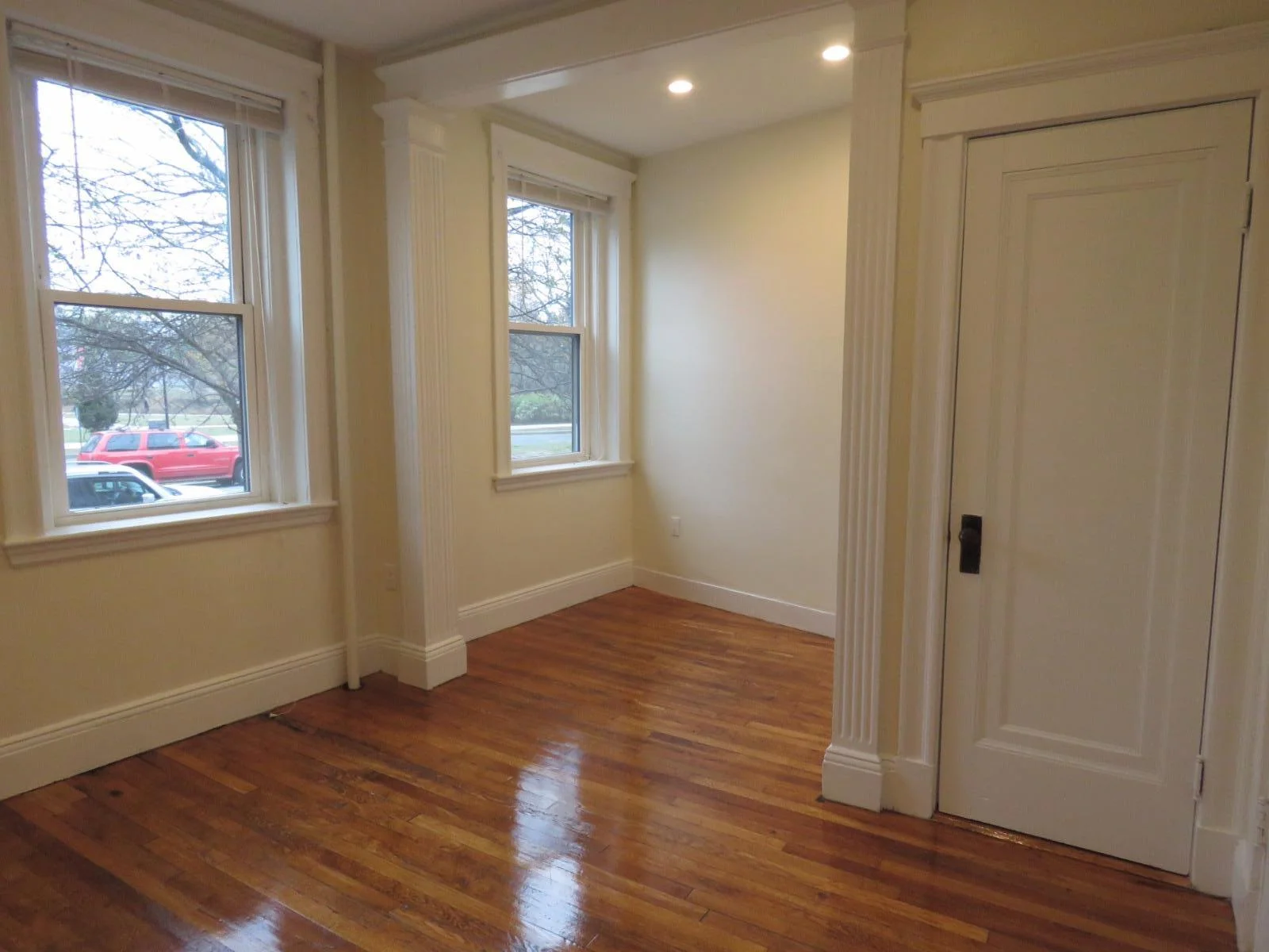 3 bed, 1 bath apartment for rent at 73 Park Dr Unit 1E, Fenway