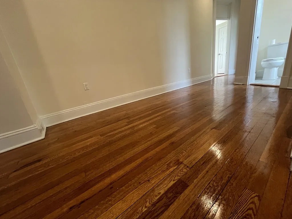 2 bed, 1 bath apartment for rent at 73 Park Dr Unit 21, Fenway
