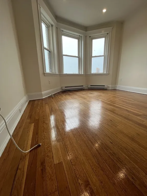 2 bed, 1 bath apartment for rent at 73 Park Dr Unit 21, Fenway — photo 4 of 7