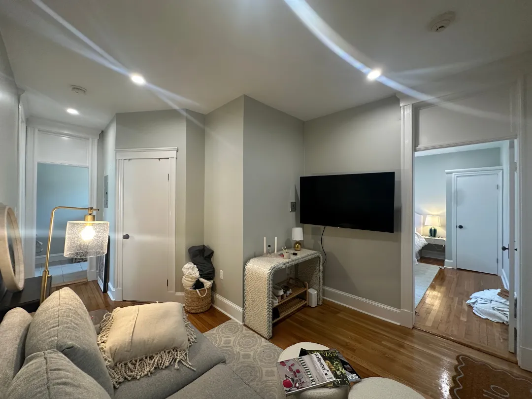 2 bed, 1 bath apartment for rent at 73 Park Dr Unit 25, Fenway — photo 1 of 17