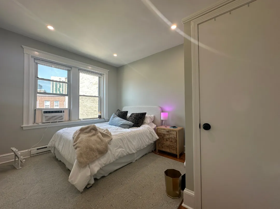 2 bed, 1 bath apartment for rent at 73 Park Dr Unit 25, Fenway — photo 12 of 17