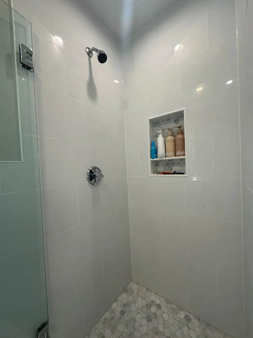 2 bed, 1 bath apartment for rent at 73 Park Dr Unit 25, Fenway — photo 7 of 17