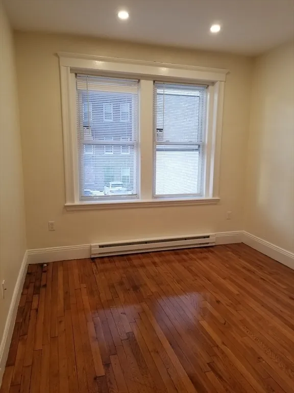 2 bed, 1 bath apartment for rent at 73 Park Dr Unit 5, Fenway — photo 5 of 8