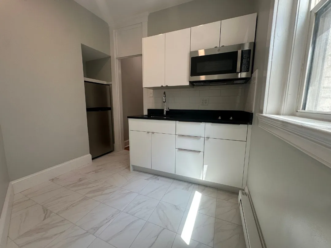 1 bed, 1 bath apartment for rent at 73 Park Dr Unit 9, Fenway — photo 13 of 13