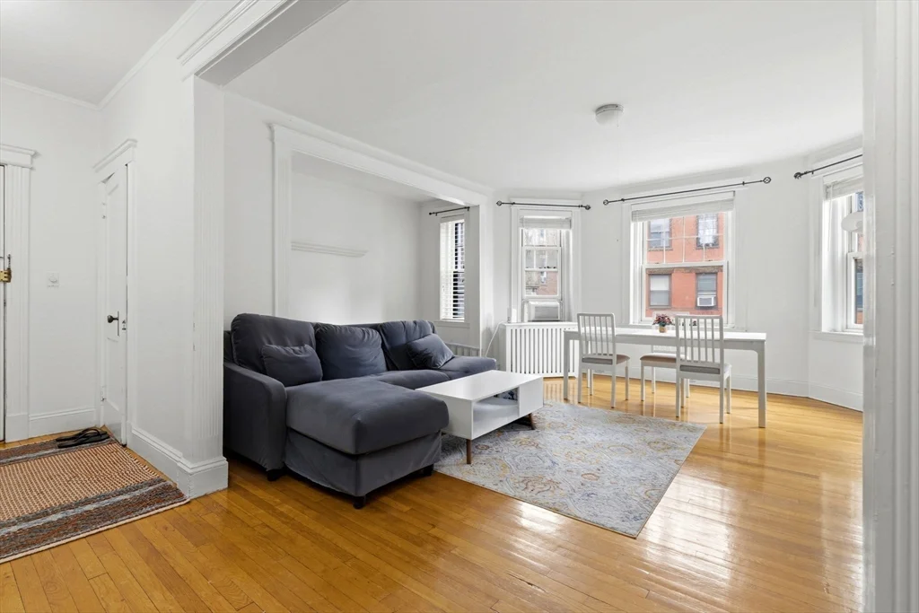 1 bed, 1 bath apartment for rent at 73 Parkman St Unit 1, Coolidge Corner — photo 3 of 10