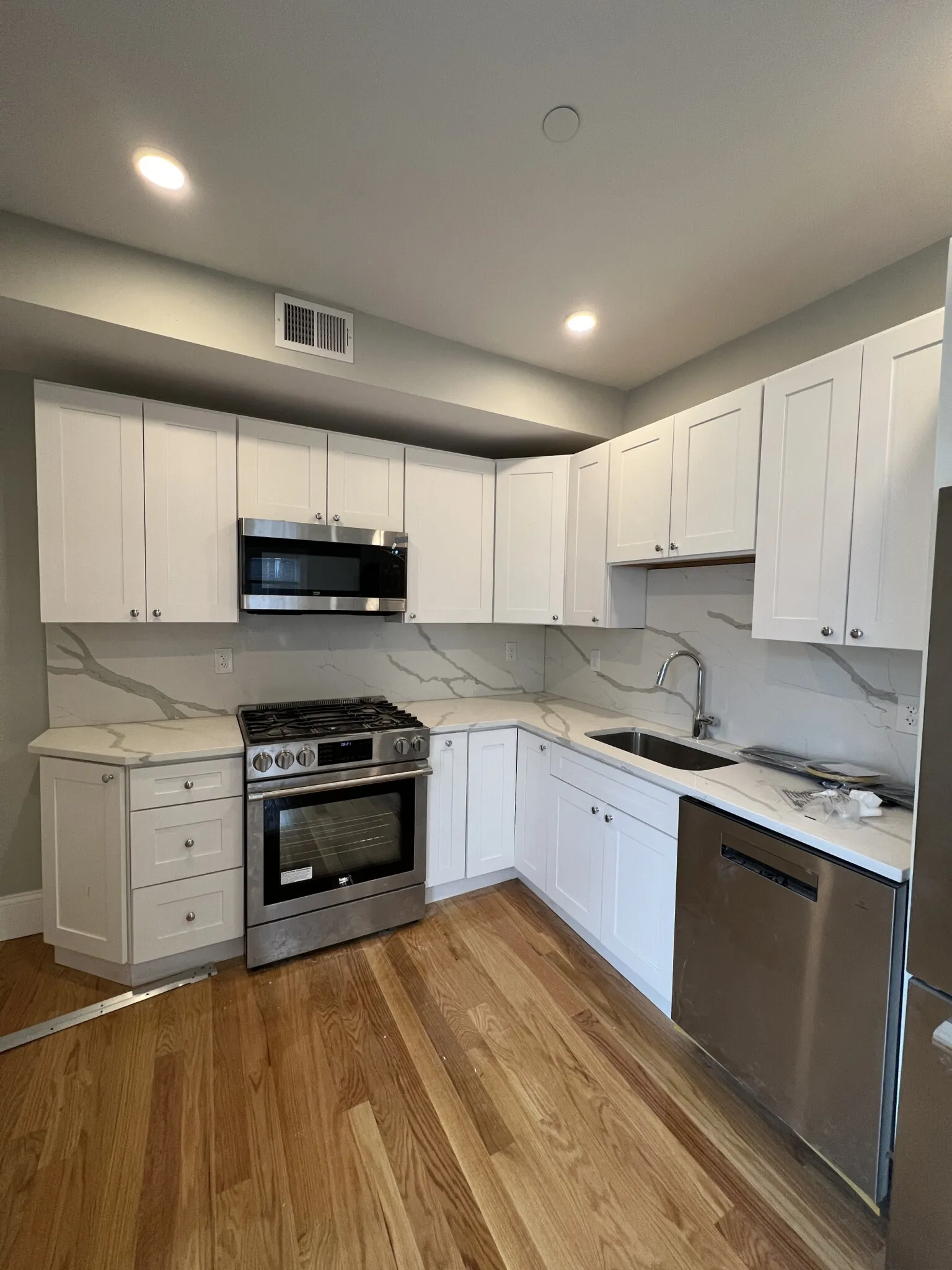 2 bed, 2 bath apartment for rent at 73 Pearl St Unit 02, East Somerville — photo 5 of 17