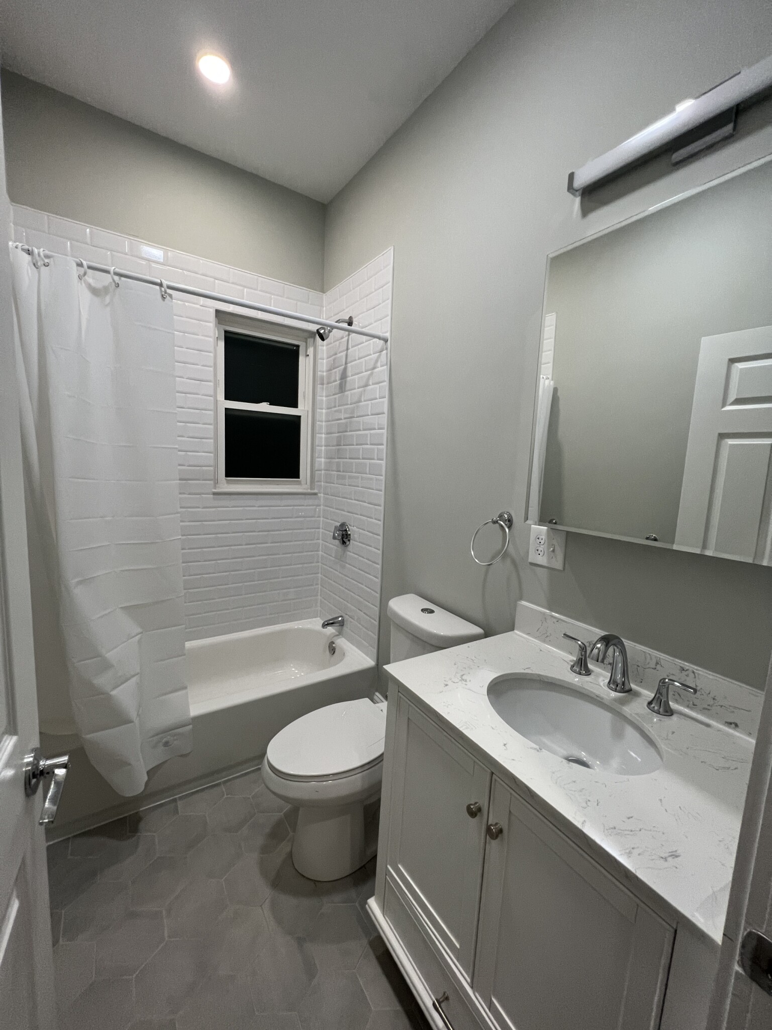 2 bed, 2 bath apartment for rent at 73 Pearl St Unit 1, East Somerville — photo 16 of 17