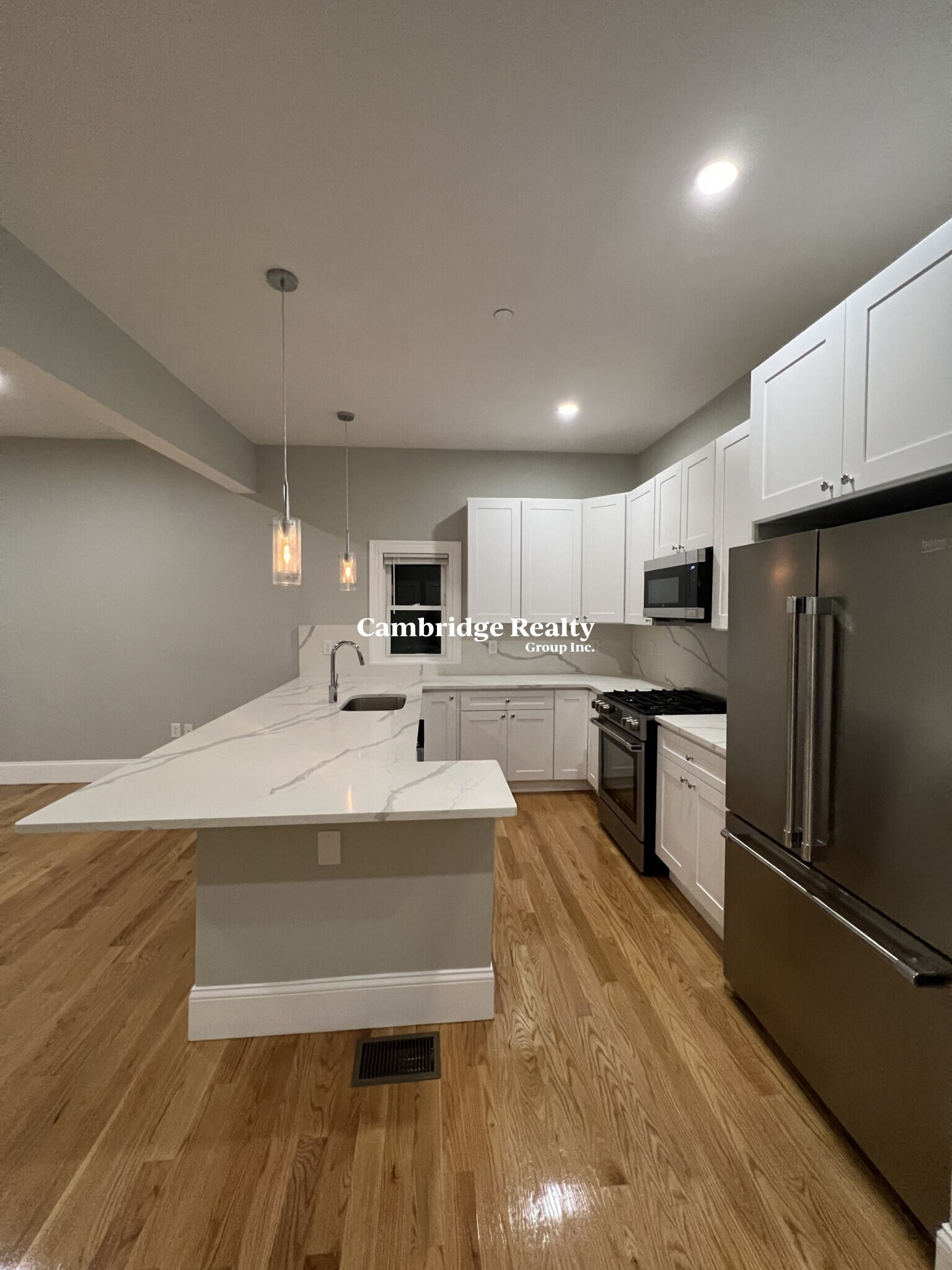 2 bed, 2 bath apartment for rent at 73 Pearl St Unit 1T, East Somerville — photo 4 of 21