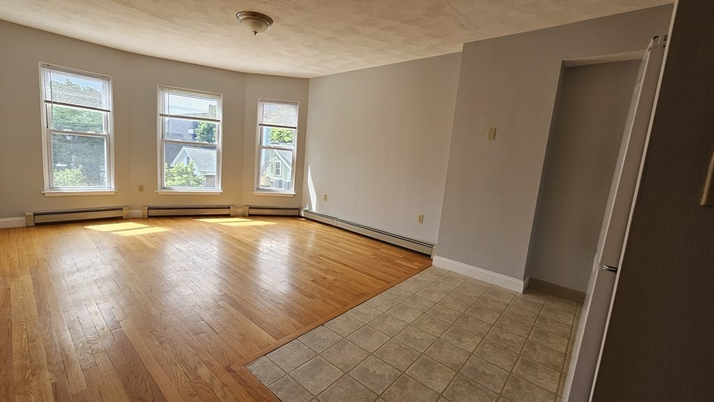 1 bed, 1 bath apartment for rent at 73 River St Unit 4B, Cambridgeport — photo 3 of 9