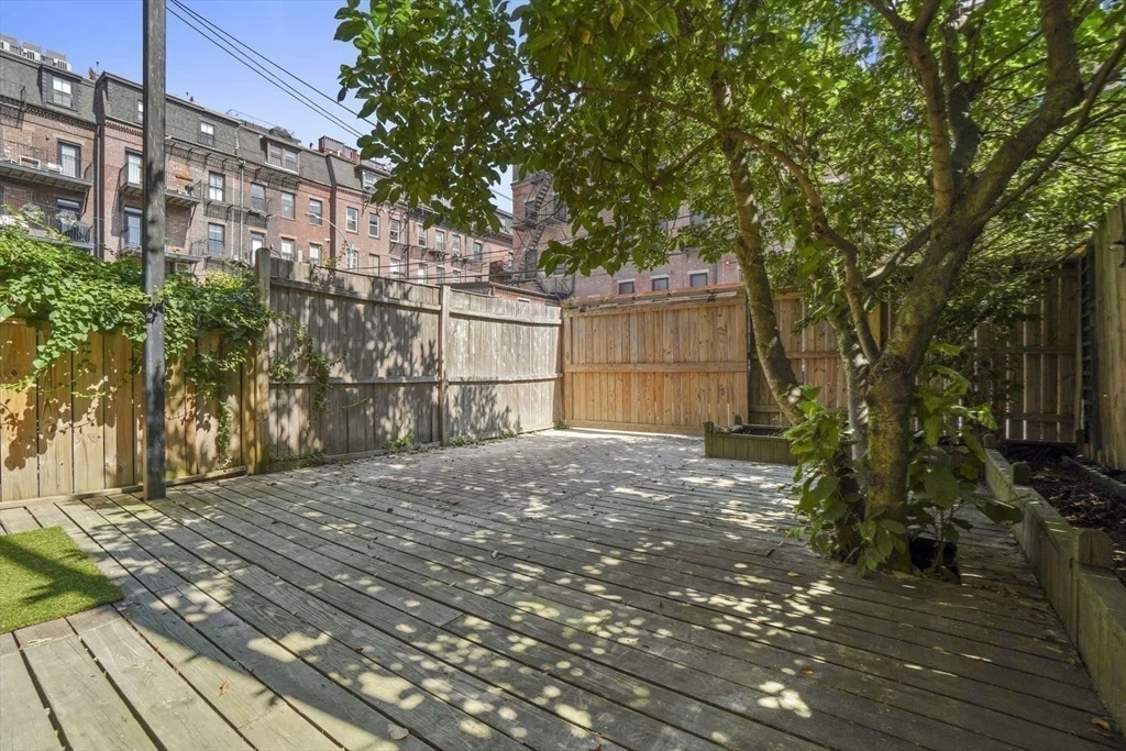 1 bed, 1 bath apartment for rent at 73 Rutland St Unit 1, South End — photo 16 of 17
