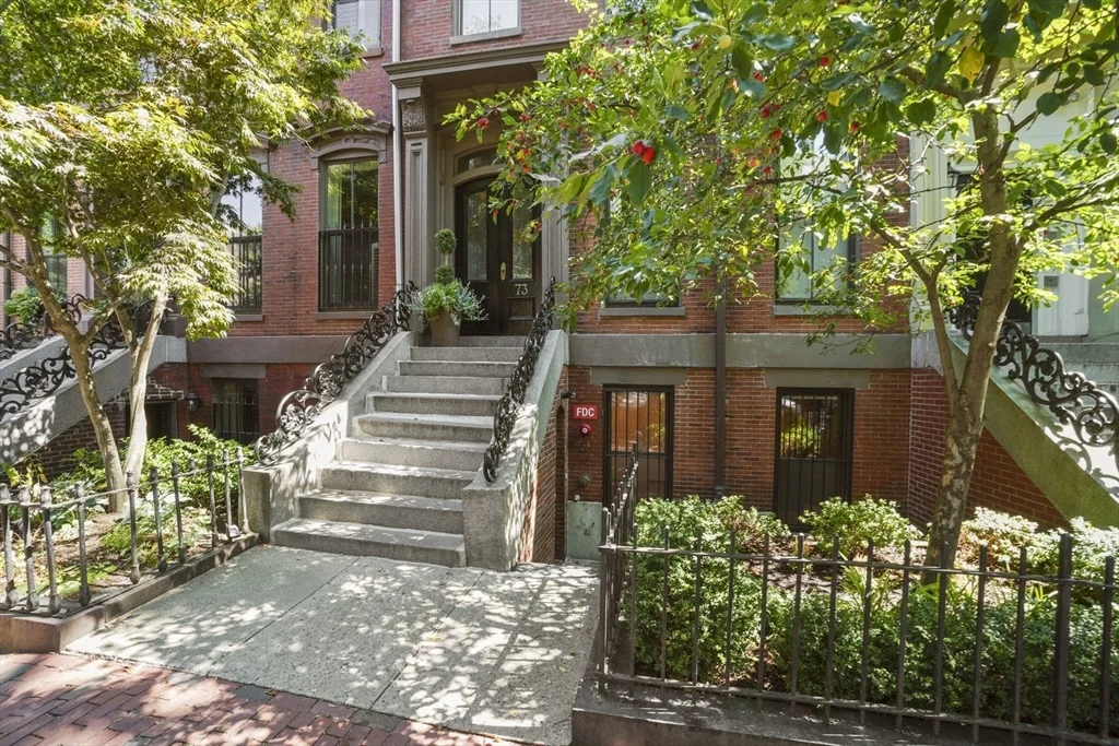 1 bed, 1 bath apartment for rent at 73 Rutland St Unit 1, South End — photo 1 of 17