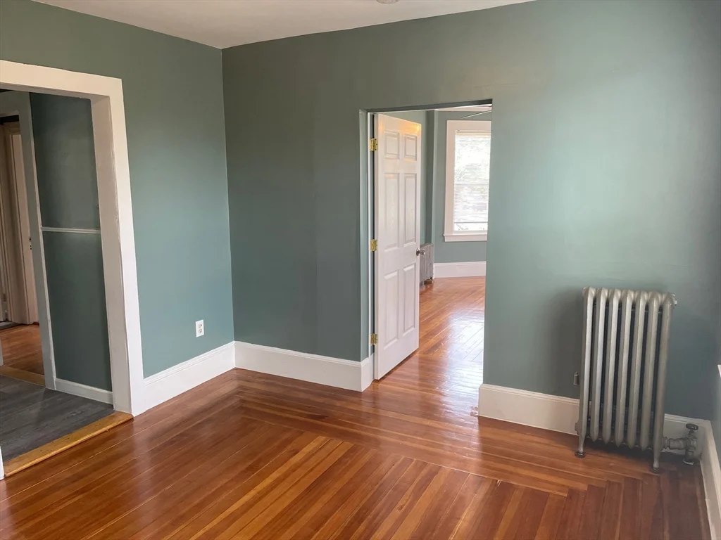 2 bed, 1 bath apartment for rent at 73 School St Unit 3, Salem — photo 4 of 15