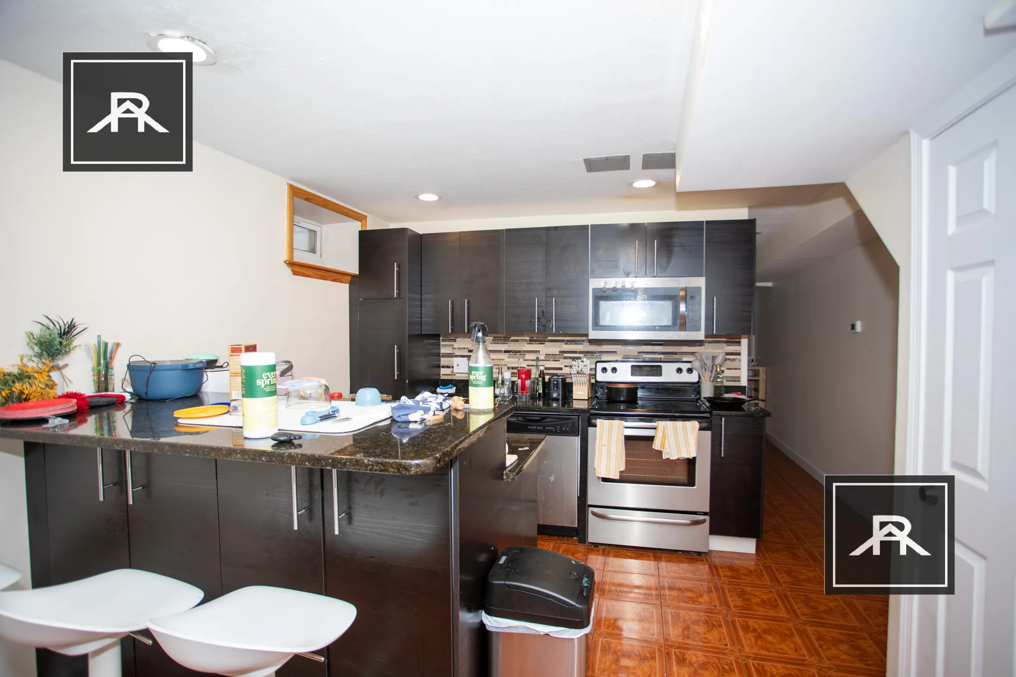 3 bed, 2 bath apartment for rent at 73 Thatcher St Unit 001, North Brookline — photo 6 of 15
