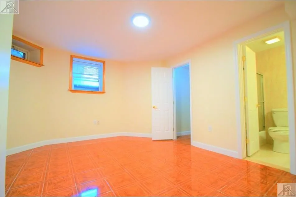 2 bed, 2 bath apartment for rent at 73 Thatcher St Unit 002, North Brookline — photo 11 of 14