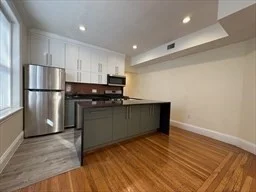 4 bed, 2 bath apartment for rent at 73 Thatcher St Unit 201, Coolidge Corner