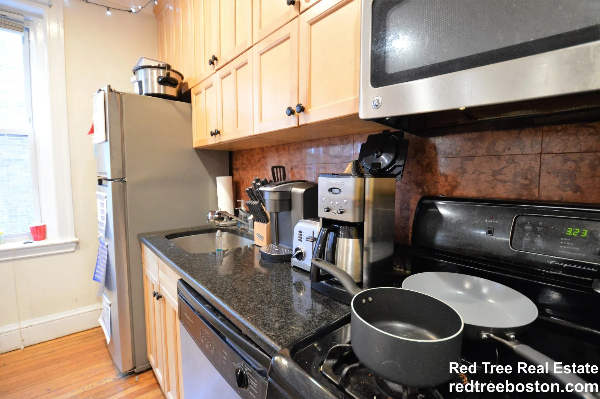4 bed, 2 bath apartment for rent at 73 Thatcher St Unit 201, North Brookline — photo 8 of 15
