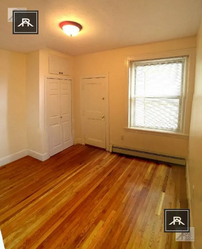 4 bed, 2 bath apartment for rent at 73 Thatcher St Unit 202, North Brookline — photo 15 of 17