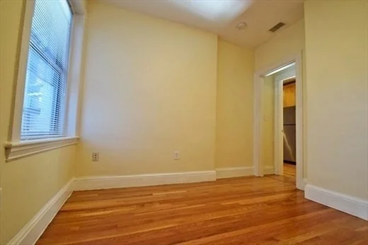 4 bed, 2 bath apartment for rent at 73 Thatcher St Unit 302, Coolidge Corner — photo 7 of 12