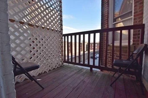4 bed, 2 bath apartment for rent at 73 Thatcher St Unit 302, Coolidge Corner — photo 10 of 12