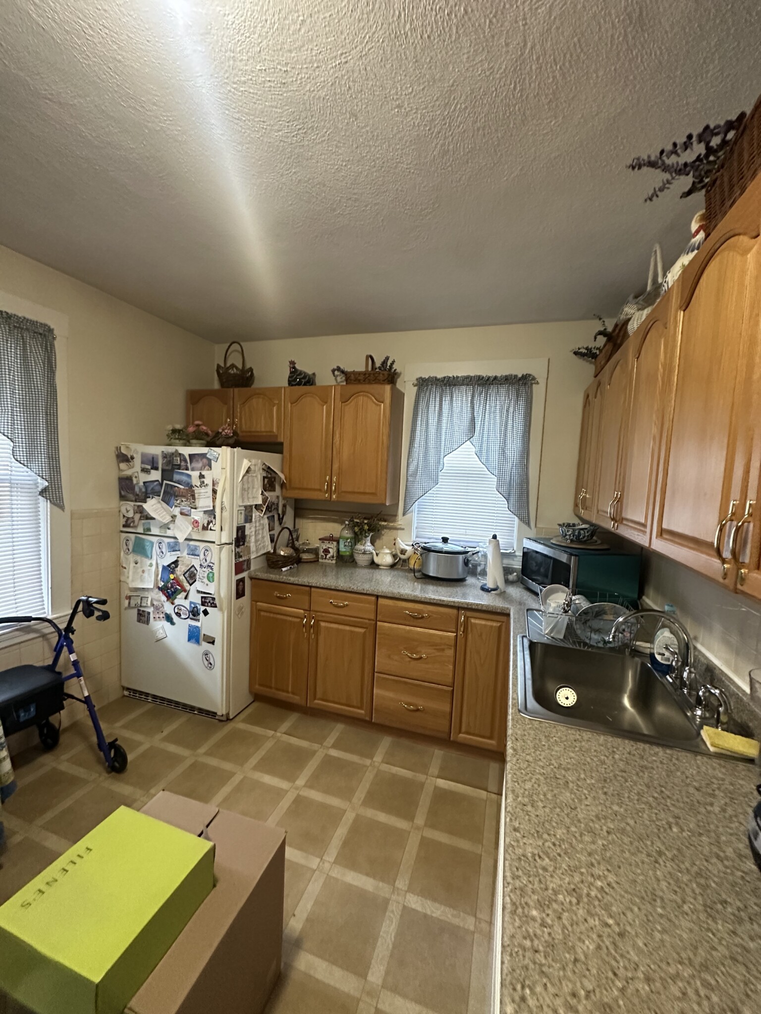 2 bed, 1 bath apartment for rent at 73 Turner St Unit 1, Brighton — photo 2 of 7