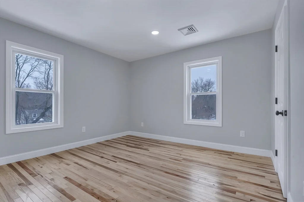 3 bed, 1 bath apartment for rent at 73 Walnut St, Dedham — photo 23 of 35