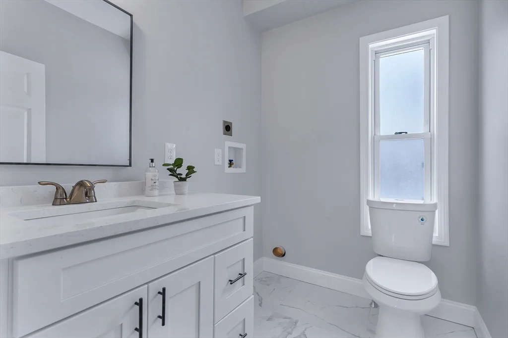 3 bed, 1 bath apartment for rent at 73 Walnut St, Dedham — photo 16 of 35