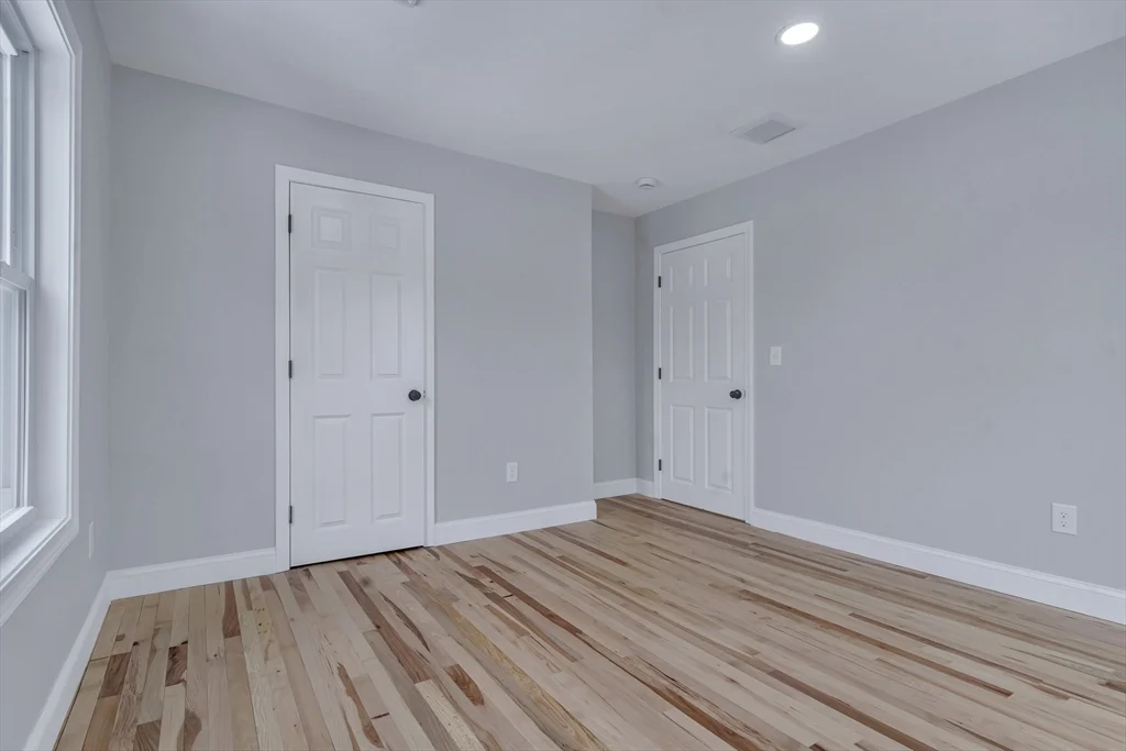 4 bed, 1 bath apartment for rent at 73 Walnut St Unit 1, Dedham — photo 23 of 36