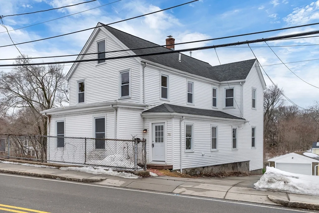 4 bed, 1 bath apartment for rent at 73 Walnut St Unit 1, Dedham — photo 1 of 36