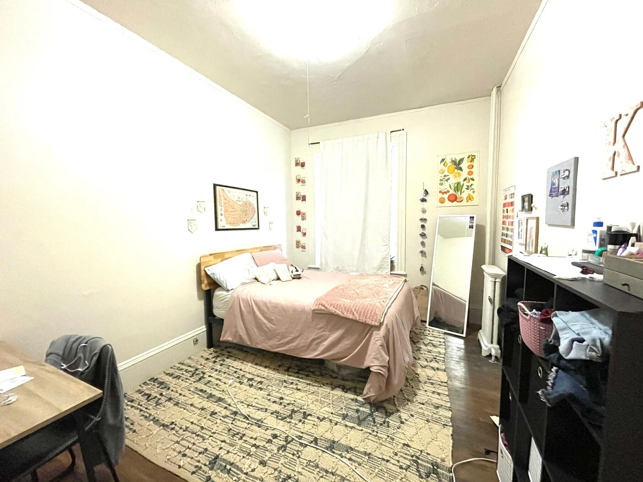 4 bed, 1 bath apartment for rent at 73 Westland Ave Unit 2, Fenway — photo 3 of 14