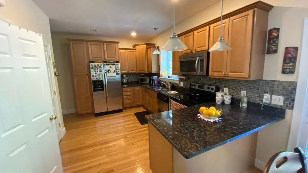 3 bed, 2 bath apartment for rent at 73 Zain Circle Unit 73, Milford — photo 15 of 16