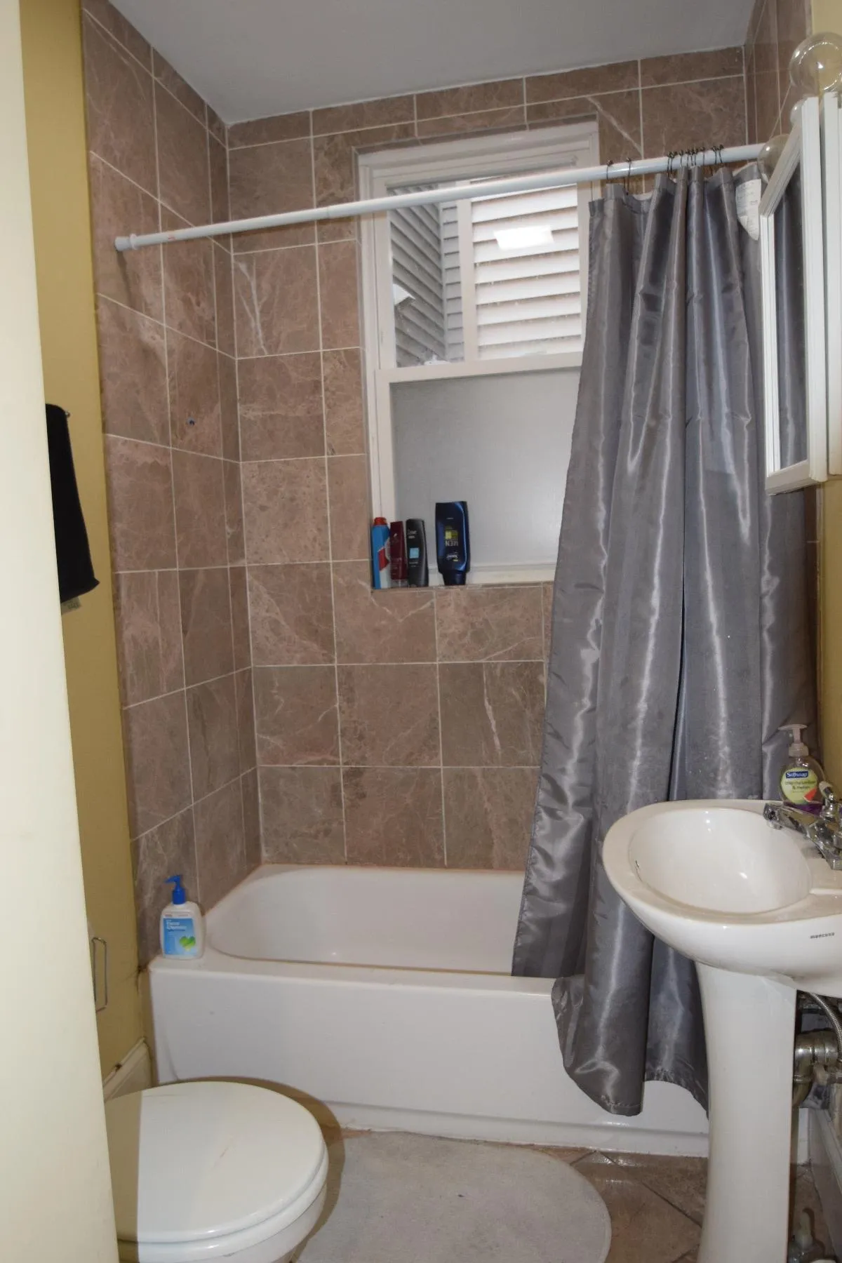 4 bed, 2 bath apartment for rent at 731 Parker St Unit 2, Mission Hill — photo 22 of 33