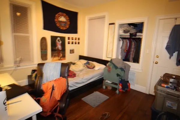 4 bed, 1 bath apartment for rent at 731 Parker St Unit 3, Mission Hill — photo 7 of 16