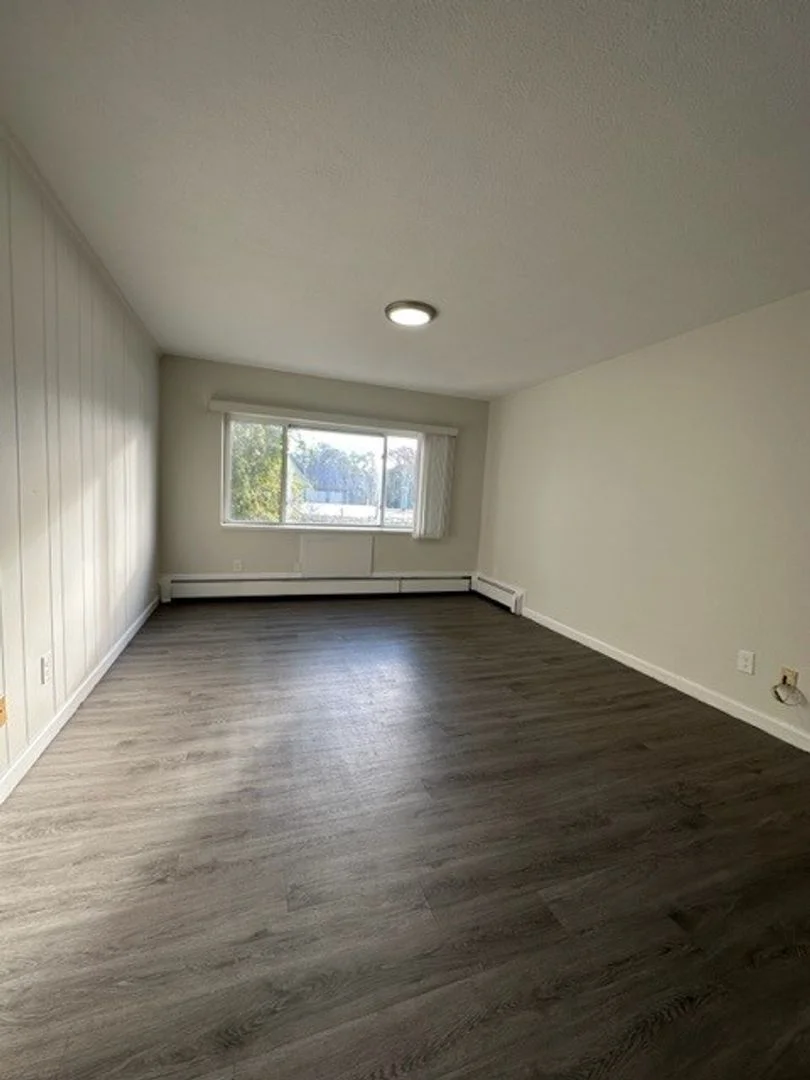2 bed, 1 bath apartment for rent at 731 River St Unit 25, Hyde Park — photo 18 of 18