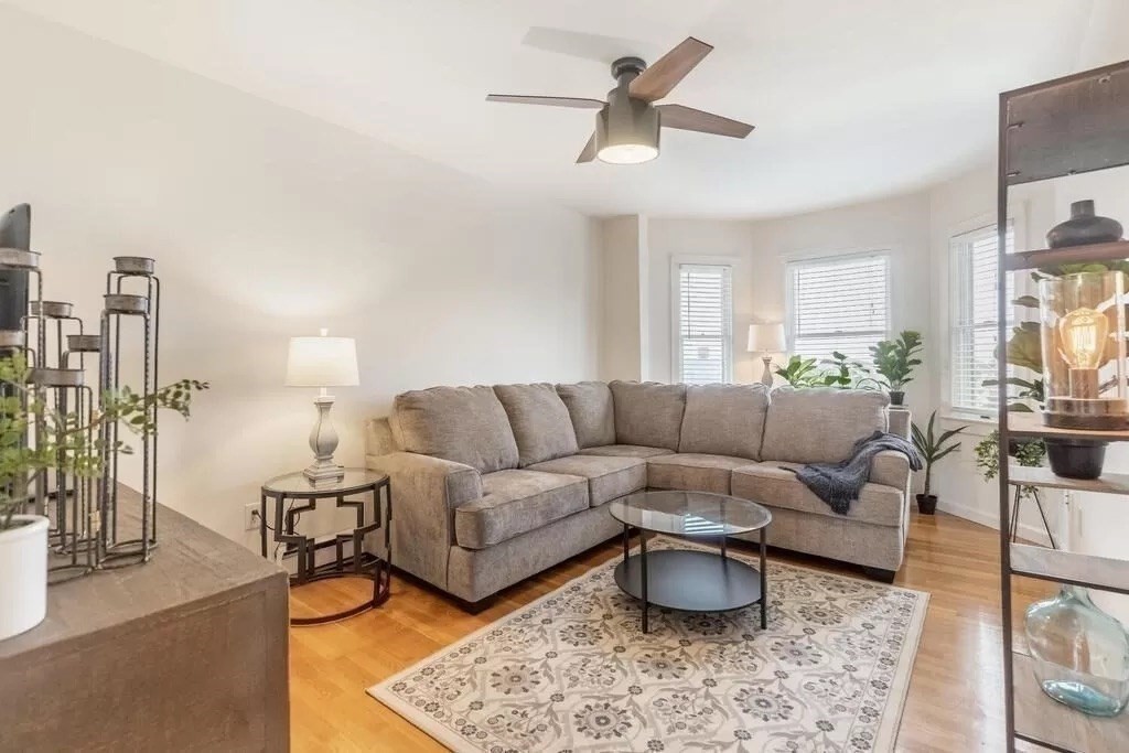 2 bed, 1 bath apartment for rent at 732 E 8th St Unit 2, South Boston