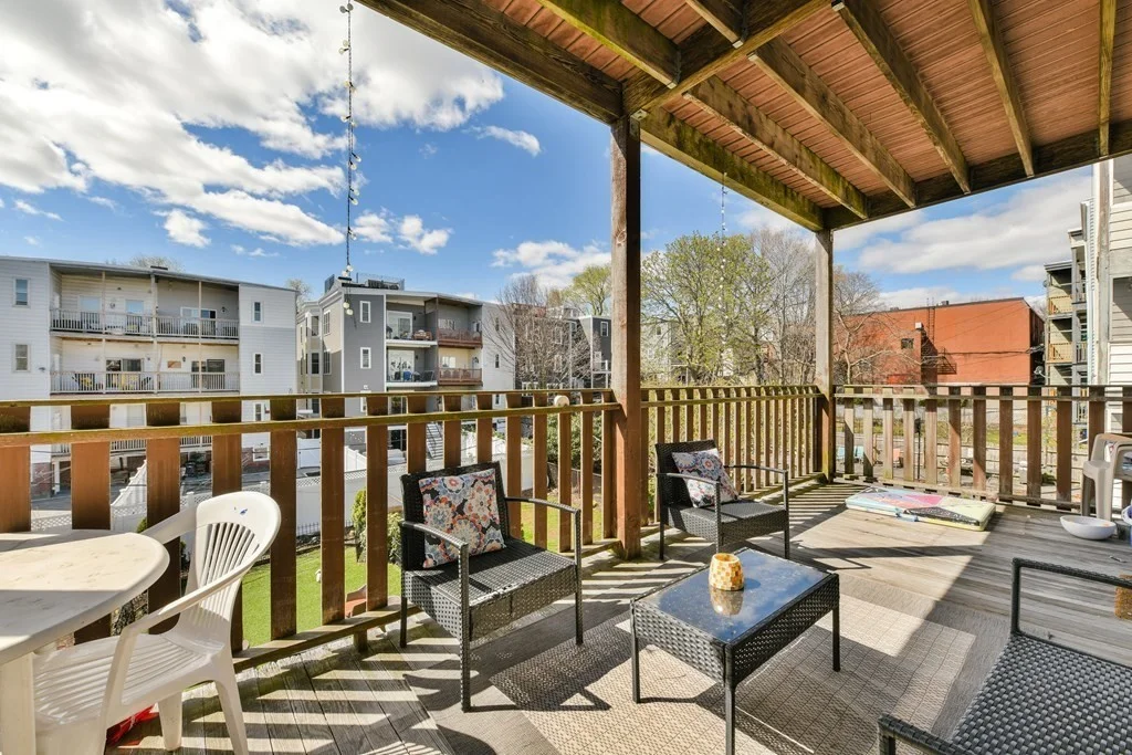 3 bed, 2 bath apartment for rent at 733 E 3rd St Unit 2, South Boston — photo 16 of 19