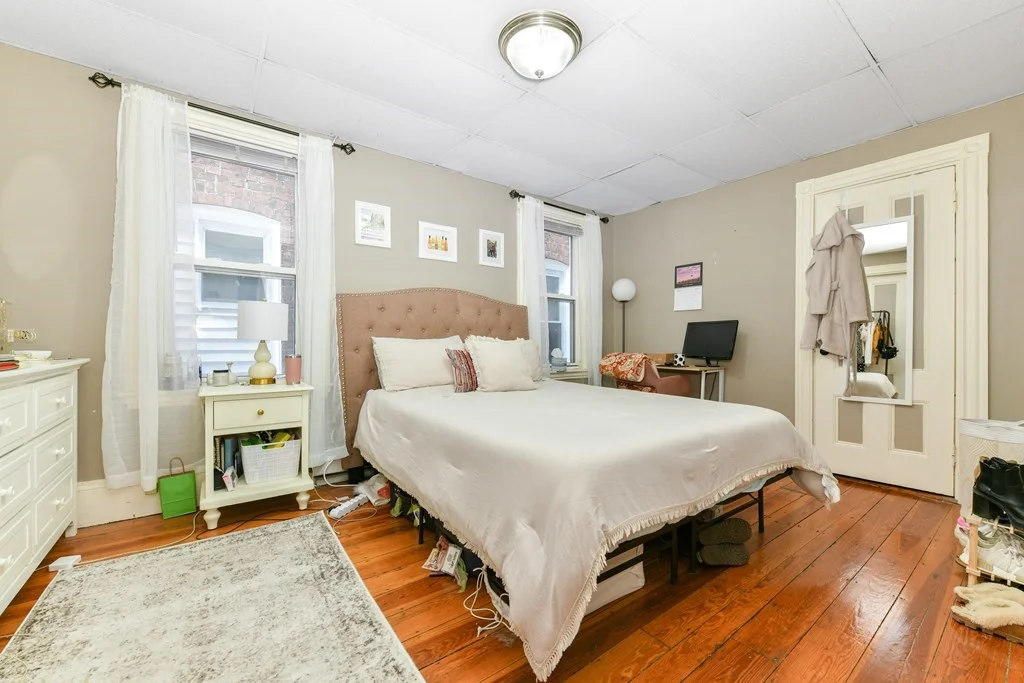 3 bed, 2 bath apartment for rent at 733 E 3rd St Unit 2, South Boston — photo 11 of 19