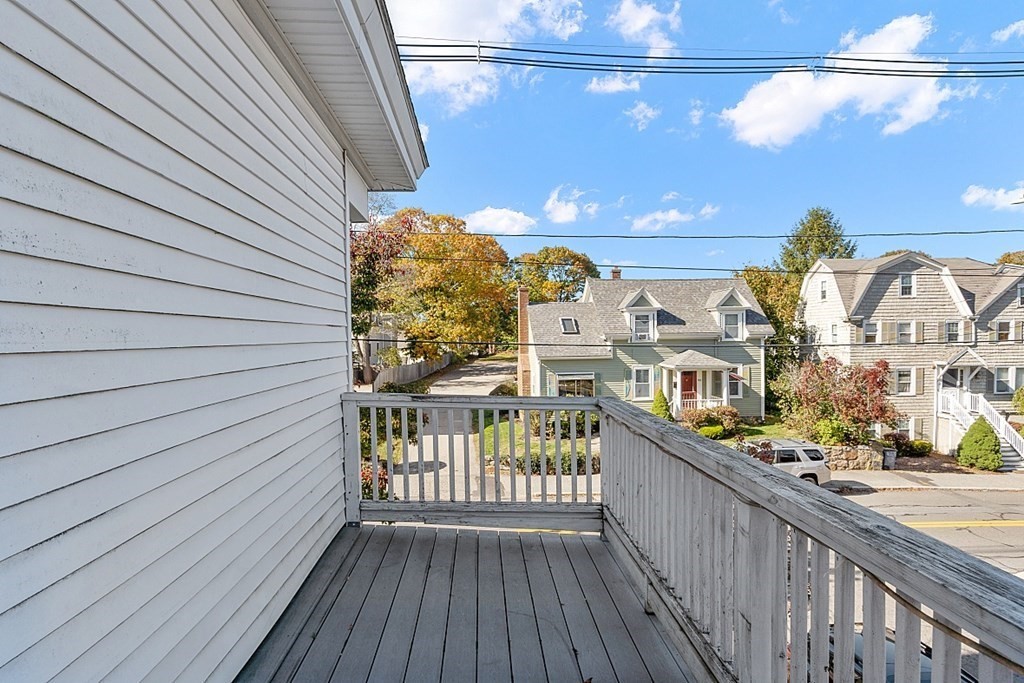 3 bed, 1 bath apartment for rent at 733 Hale St Unit 2, Beverly Farms — photo 19 of 24