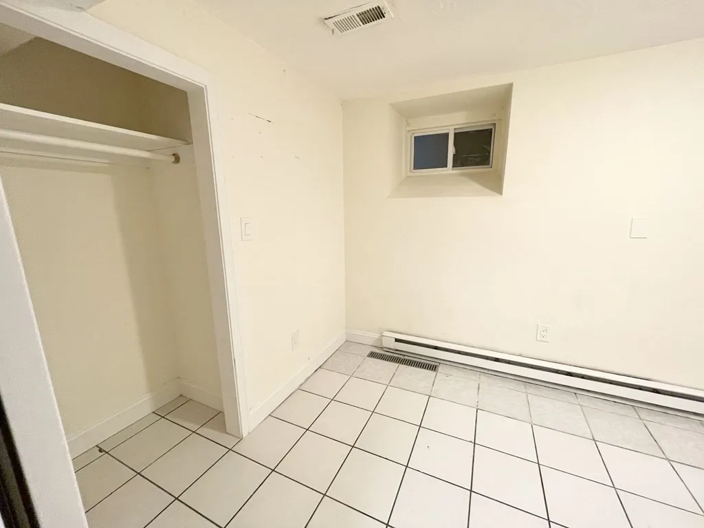 3 bed, 1 bath apartment for rent at 733 Parker St Unit 1, Mission Hill — photo 9 of 14