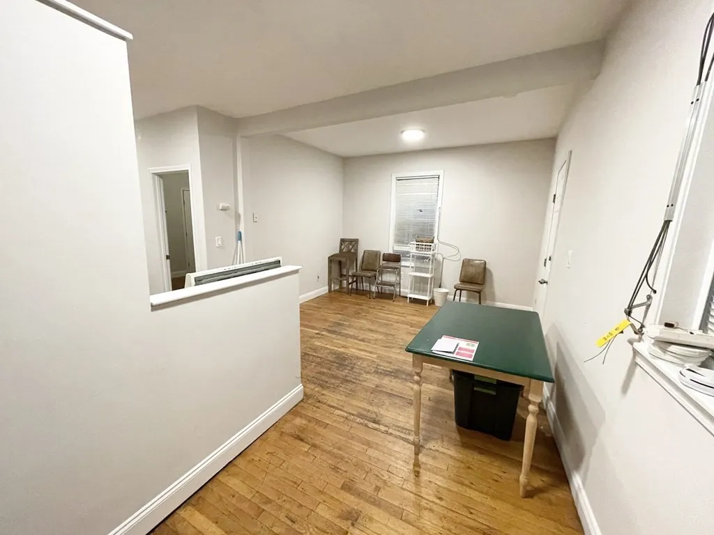 3 bed, 1 bath apartment for rent at 733 Parker St Unit 1, Mission Hill — photo 4 of 14