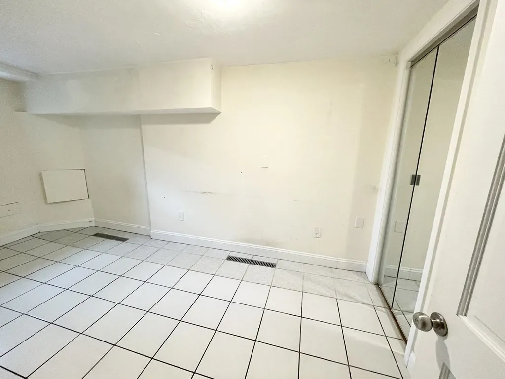 3 bed, 1 bath apartment for rent at 733 Parker St Unit 1, Mission Hill — photo 11 of 14